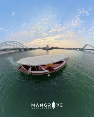 Alternative view of LUXURY BOAT